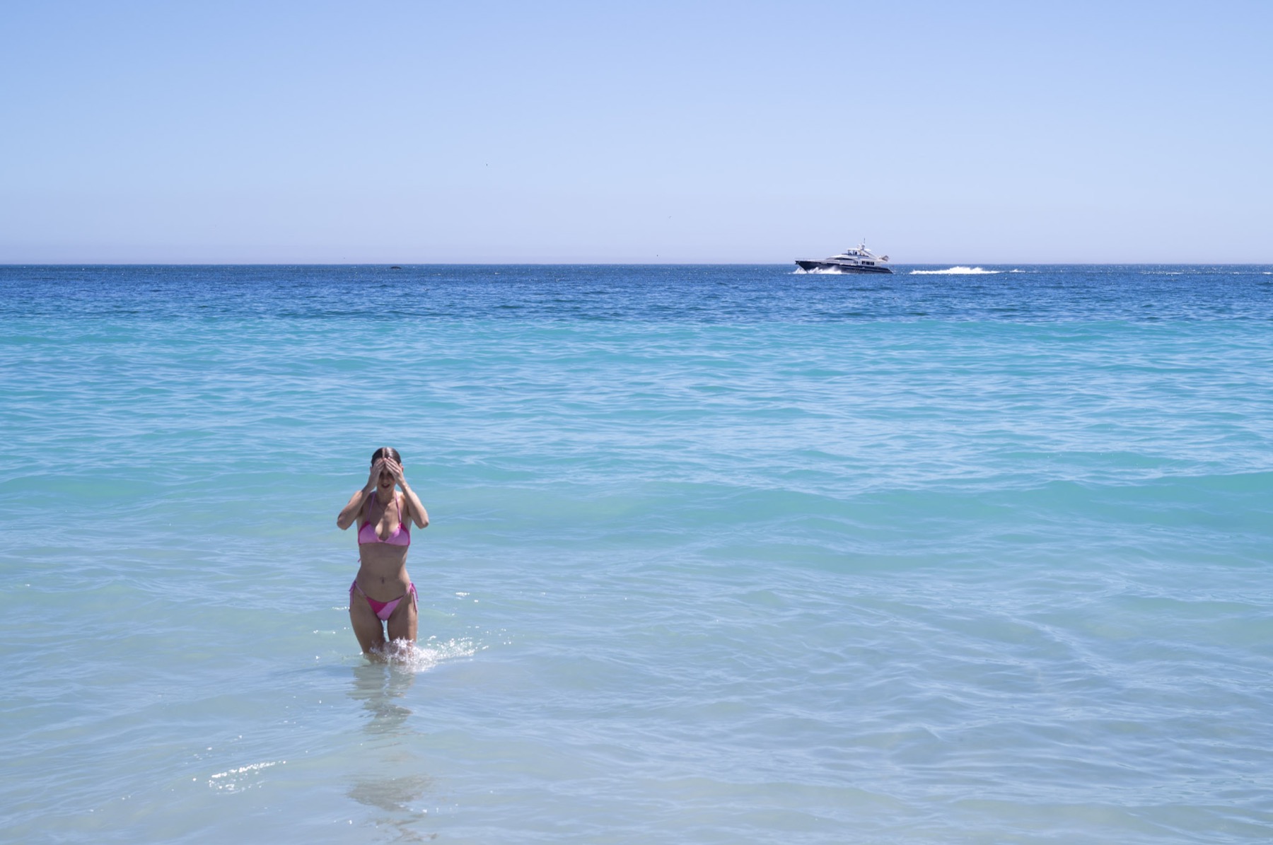 Türkisblaues Wasser am Strand von Kapstadt